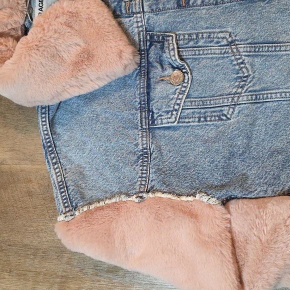 Garage Denim Jacket with Pink Faux Fur. Size S - Picture 3 of 6
